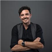 Lezioni di inglese flessibili e personalizzate, a casa tua o online. Disponibilità anche serale e nel weekend. Contattami per magg